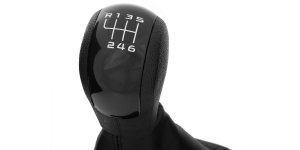 Váltószoknya + Váltógomb 6+R Skoda Octavia 1Z0711141 Műanyag, műbőr. fekete